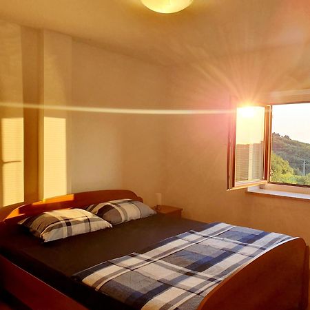 Forrest Apartment Portorož Buitenkant foto